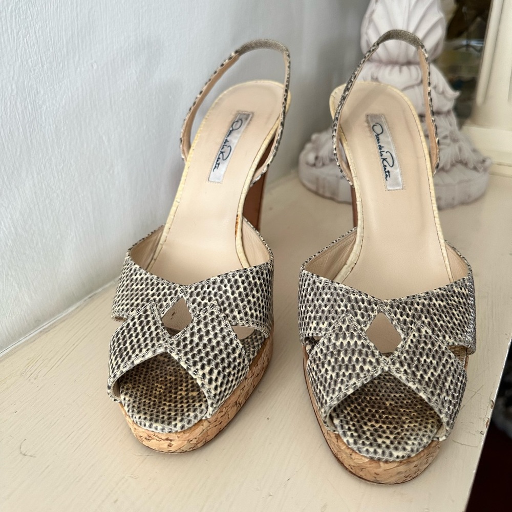 Oscar De La Renta - Snakeskin Open Toe Pumps W/ Cork Heel